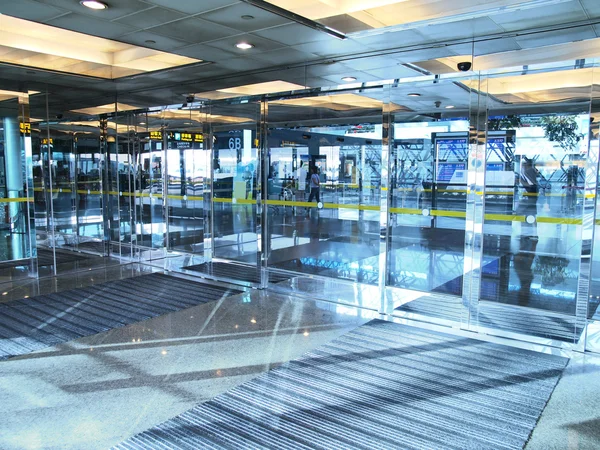 Entrance of airport — Stock Photo, Image