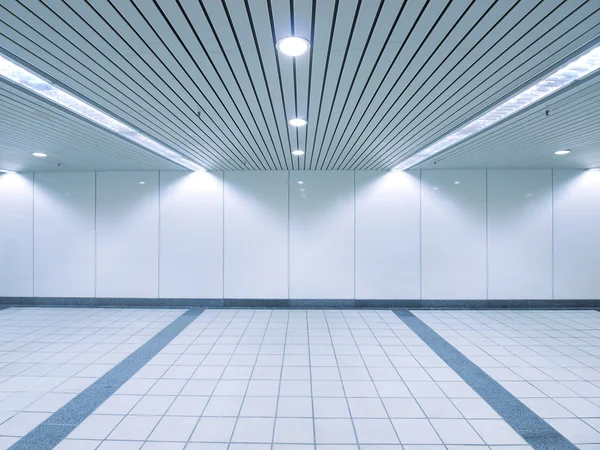 Plats ljus och tom vägg — Stockfoto