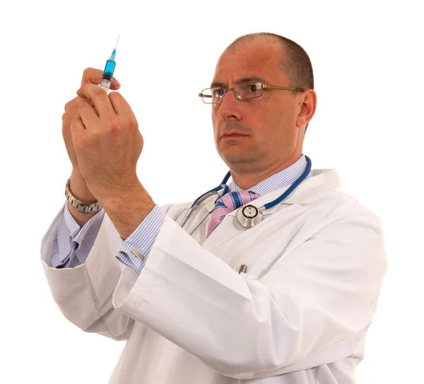 Doktor enjeksiyon hazırlanıyor — Stok fotoğraf