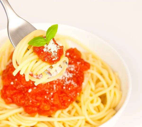 Manger des spaghettis — Photo