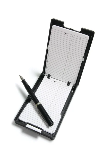 Фонтанная ручка и очки для глаз — стоковое фото