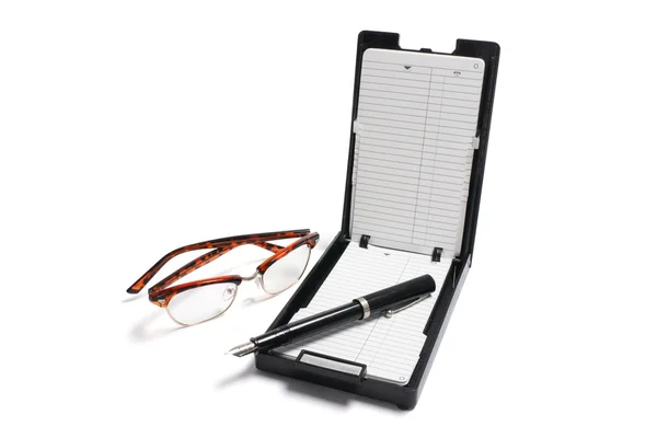 钢笔和眼镜 — 图库照片