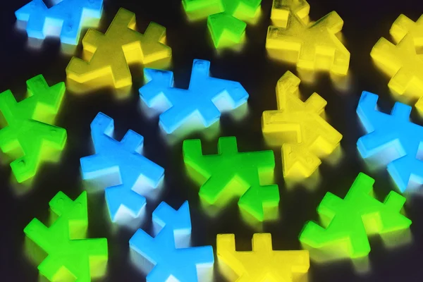 Пластиковые головоломки — стоковое фото