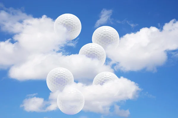 Golf topları ve bulutlar — Stok fotoğraf