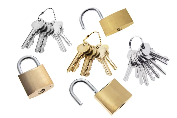 Hangsloten en sleutels — Stockfoto