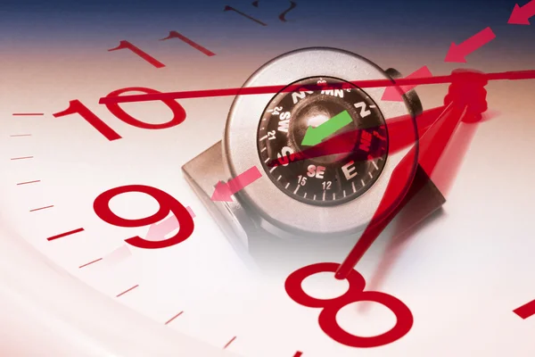 Kompass och klocka — Stockfoto