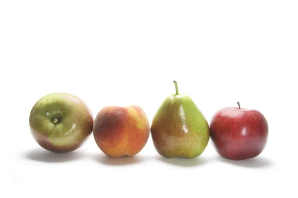 Reihe frischer Früchte — Stockfoto