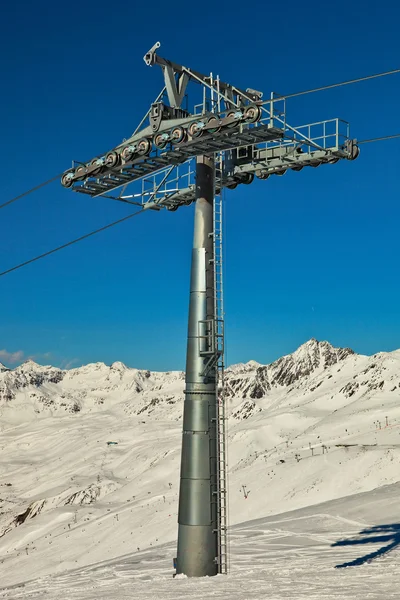 Skiliftstange. — Stockfoto
