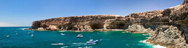 Klippen der Bucht von Ajui, Fuerteventura. Stockbild
