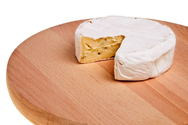 Runde Camembert-Käse. — Stockfoto