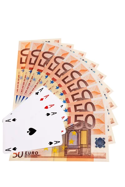 Vier azen en 50 euro-bankbiljetten. — Stockfoto