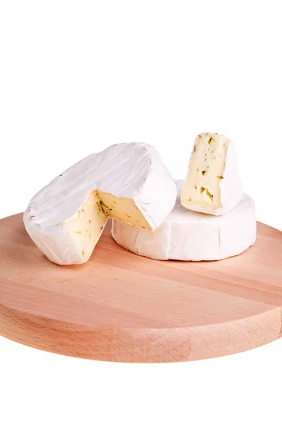 Camembert peyniri yuvarlak. — Stok fotoğraf