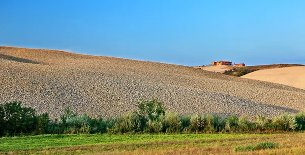 Toscane landbouwgrond weergave. — Stockfoto