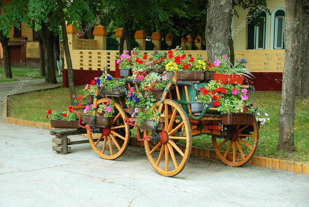 Decorative cart with flowerpots