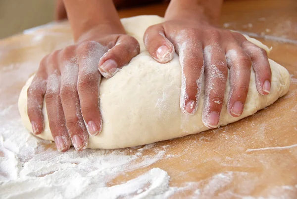 Kneading dough — Stock Photo, Image