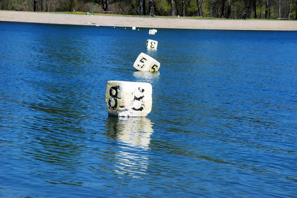 Cubi galleggianti — Foto Stock