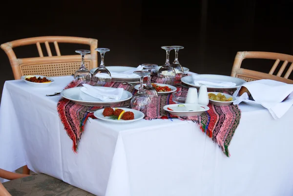 Bord för middag — Stockfoto