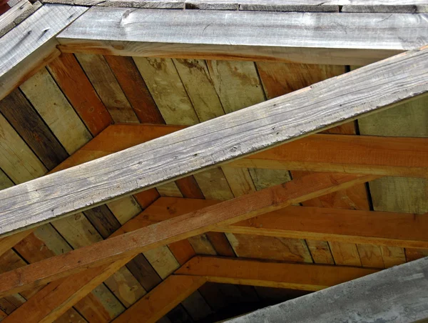 Struttura del tetto in legno — Foto Stock
