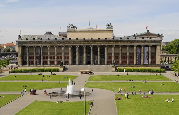 Altes museum in berlin — Stockfoto