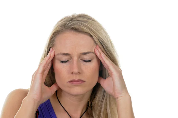 La mujer tiene dolores de cabeza —  Fotos de Stock