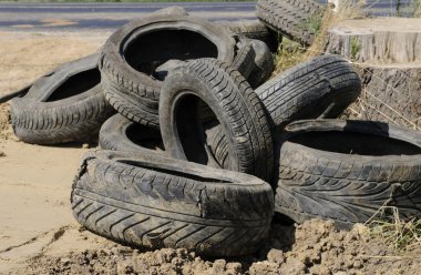 Old tires clipart