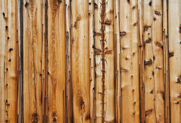 Knoestige hout muur — Stockfoto