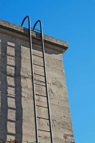 Steel ladder shadow — Stock Photo, Image
