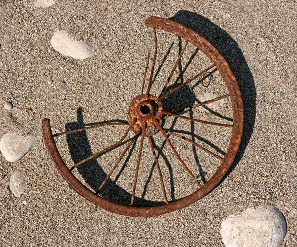A velha roda — Fotografia de Stock