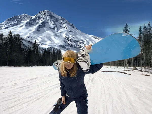 Menina - snowboarder — Fotografia de Stock