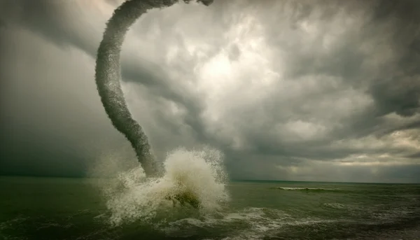 Oceaan tornado — Stockfoto