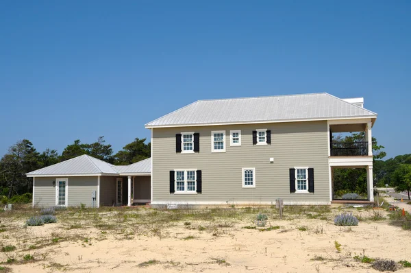 Nueva casa de playa en construcción — Foto de Stock