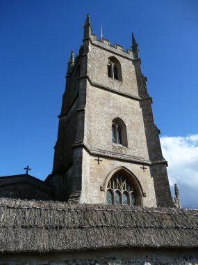 Avebury Kilisesi