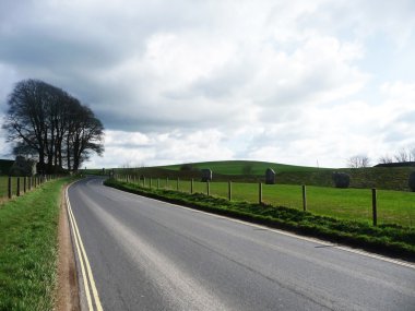 Avebury yol