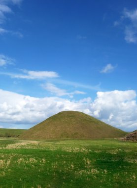 Silbury Hill clipart