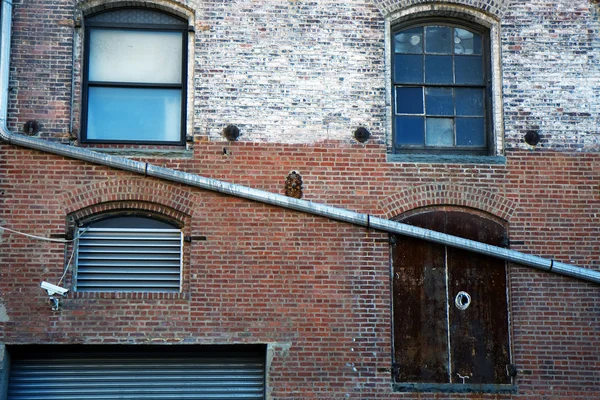 窓と壁 — ストック写真