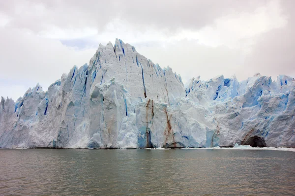 Gletsjerijs perito moreno — Stockfoto