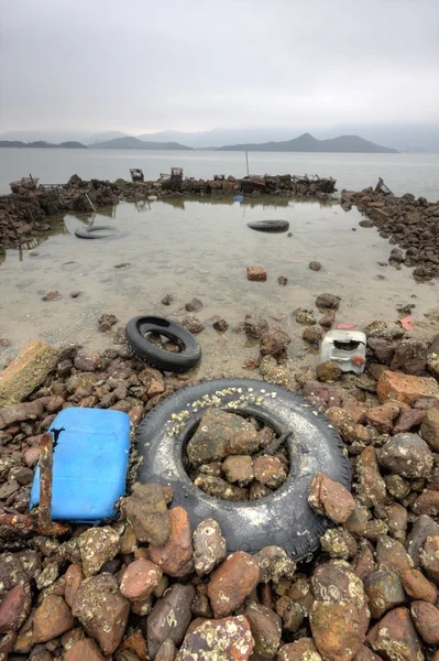 Pollution en bord de mer — Photo