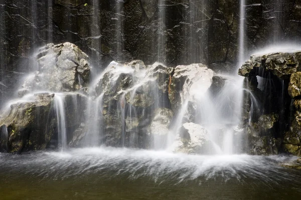 Watervallen achtergrond — Stockfoto