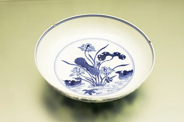 Chinese bowl — Stock Photo, Image