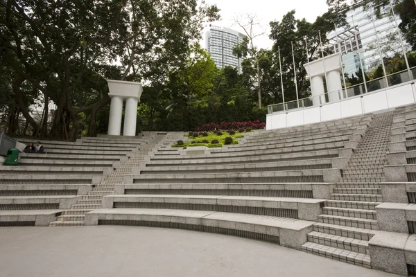Plaza y escalera — Foto de Stock