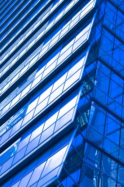 Neues modernes Gebäude Wolkenkratzer des Geschäftszentrums — Stockfoto