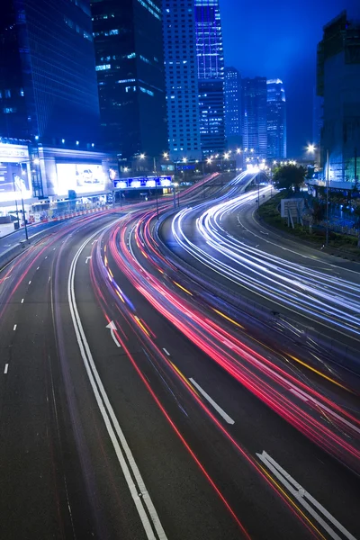 Traffic in city at night in hong kong — Stock Photo, Image