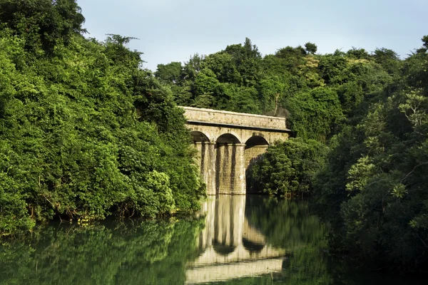 Αρχαία ρωμαϊκή γέφυρα — Φωτογραφία Αρχείου