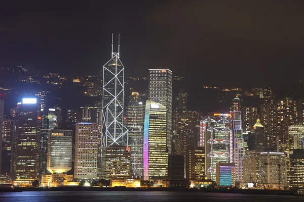 夜に香港島のスカイライン — ストック写真