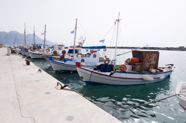 Yunan balıkçı tekneleri