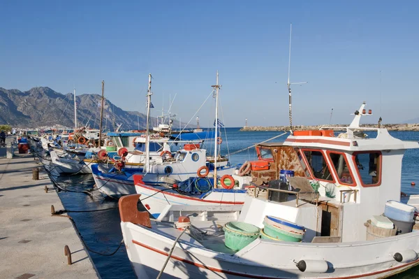 Yunan balıkçı tekneleri — Stok fotoğraf