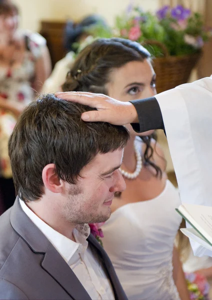 Bride and Groom ,the blessing in church — Stock Photo, Image