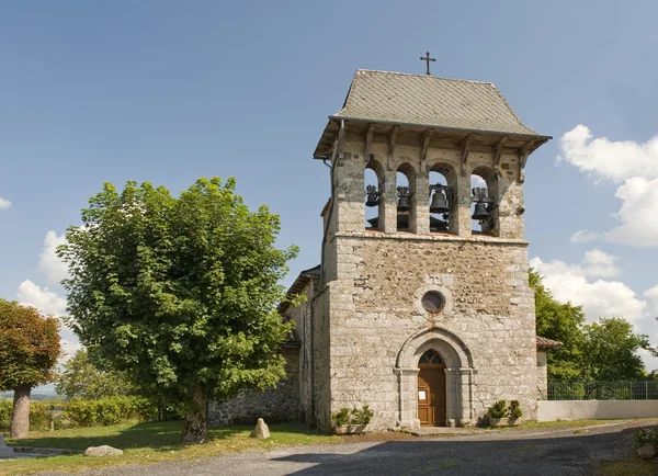 Церковь в деревне Неудан — стоковое фото