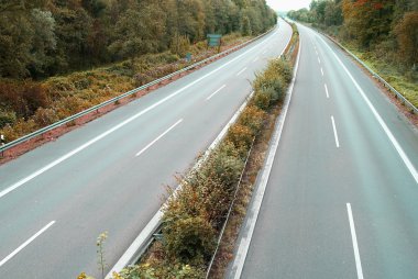 İki şeritli Expressway