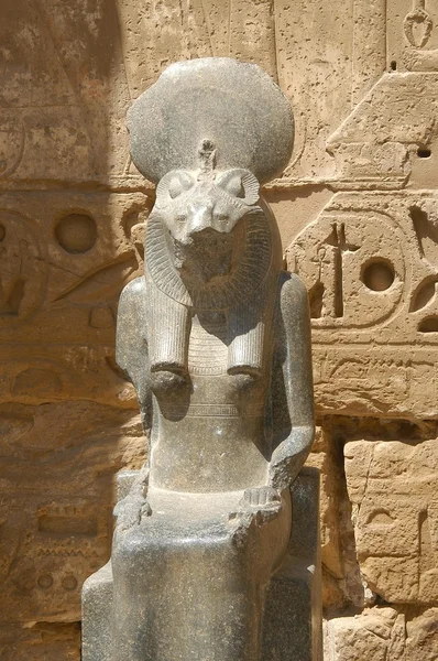 Egyptian statue — Stock Photo, Image